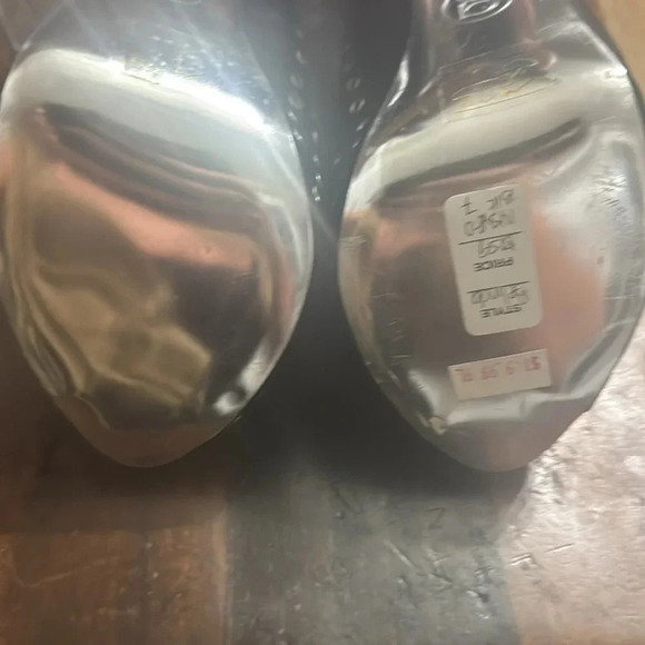 Bebe Belinda Grommet Peep Toe Ankle Slingback Boots Size 7 - Picture 9 of 11